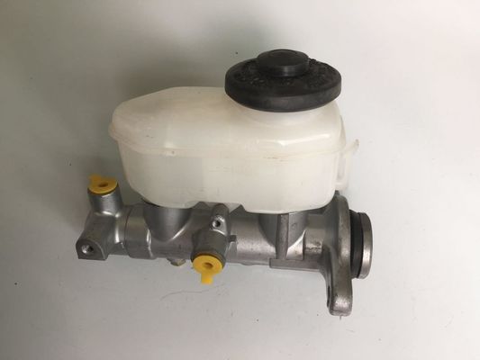 47201-38040	ระบบเบรกอัตโนมัติ แม่ปั๊มเบรก OEM 47201-38040 ใช้ได้กับ TOYOTA	แม่ปั๊มเบรก ใช้ได้กับ TOYOTA