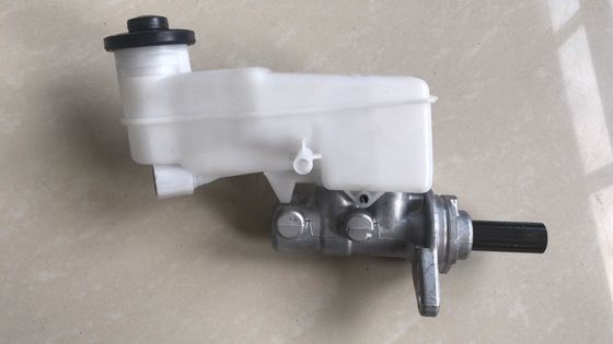 47201-0K410	ใช้ได้กับ TOYOTA  47201-0K410 ชุดประกอบย่อยกระบอกสูบเบรกแม่ปั๊มเบรก ใช้ได้กับ TOYOTA  HILUX 47201-0K410