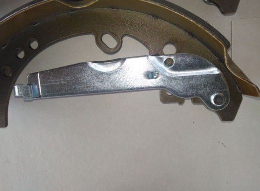 ผ้าเบรกดรัมเบรก Fortuner 04495-OK070 รุ่น FN2809